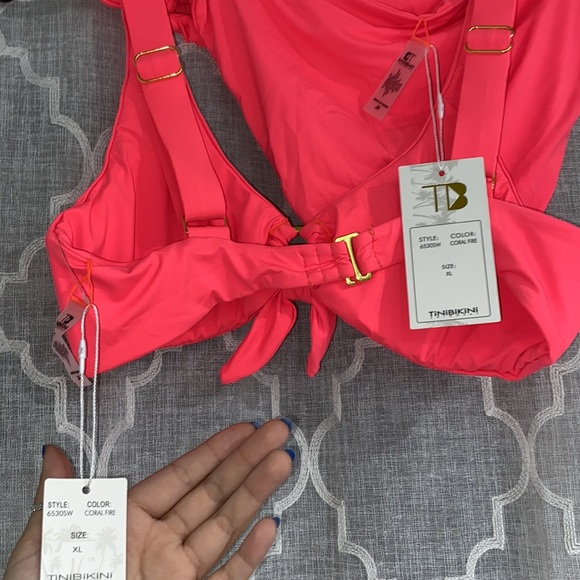 2-piece bikini - Picture 8 of 9